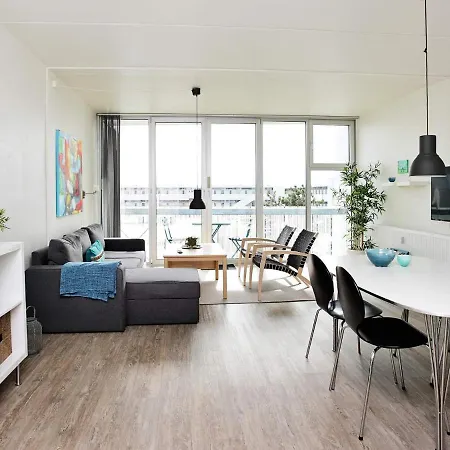 Apartment Clxxv *